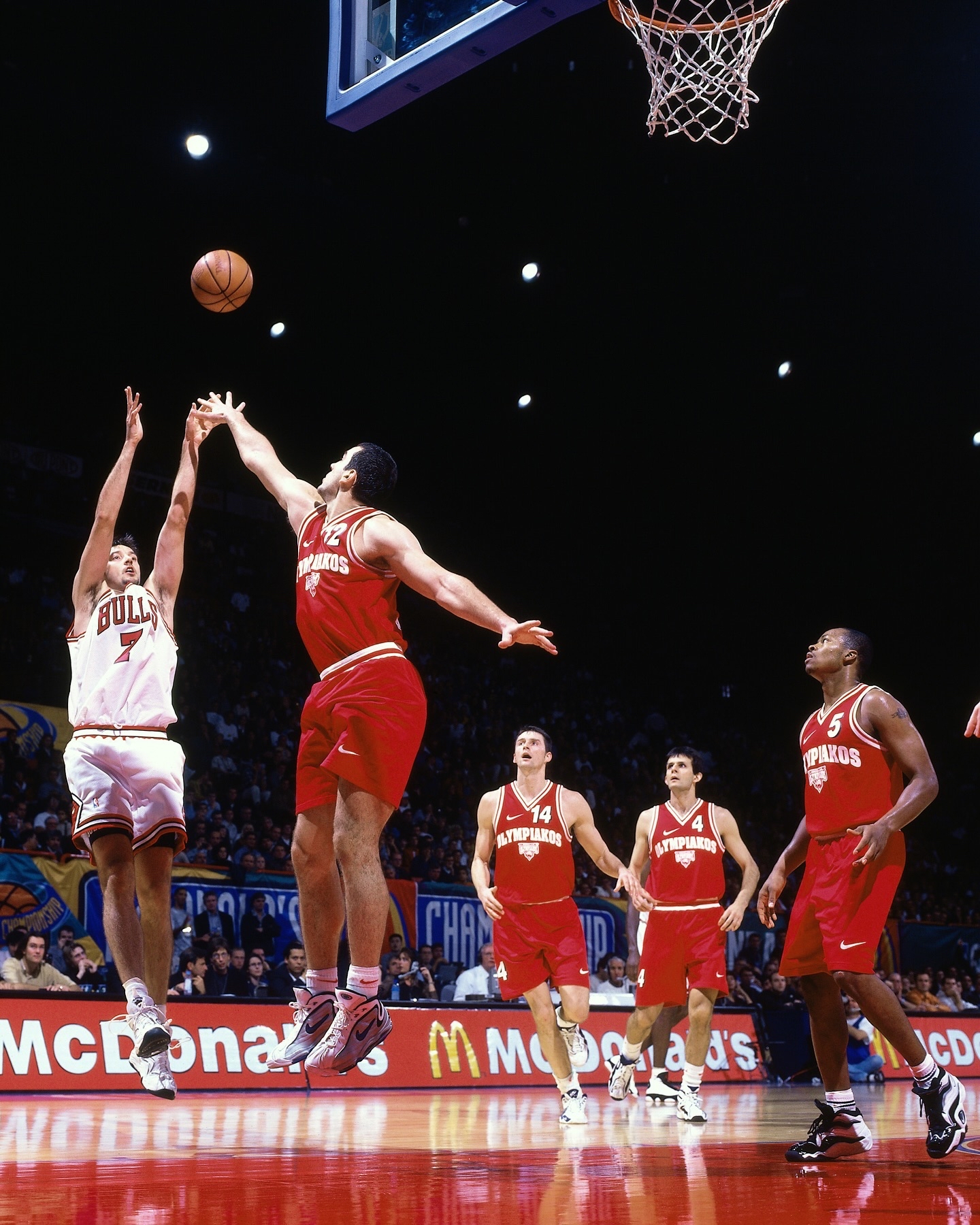 浙江稠州篮板制胜备战法甲今夜芝加哥公牛备战欧联，连对手都承认：俄克拉荷马雷霆集结日豪取连胜(俄克拉荷马雷霆)